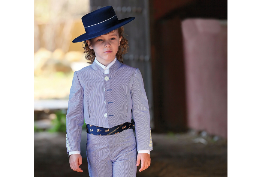 "Traje Campero al Son de Castañuelas"