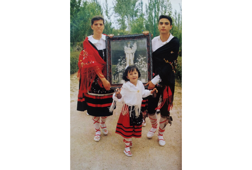 "Palillos Grandes para la Niña con Arte"