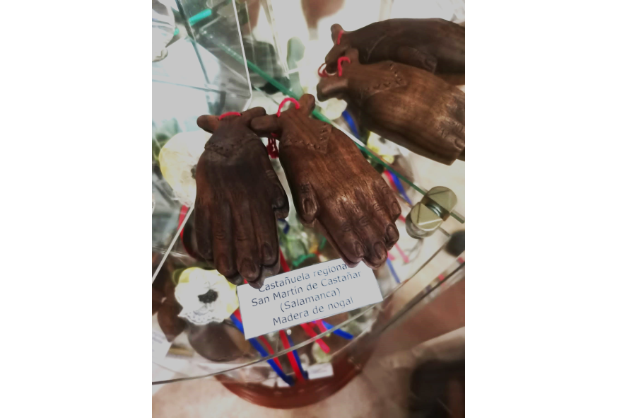 "Échame una Mano de Percusión Artesana"