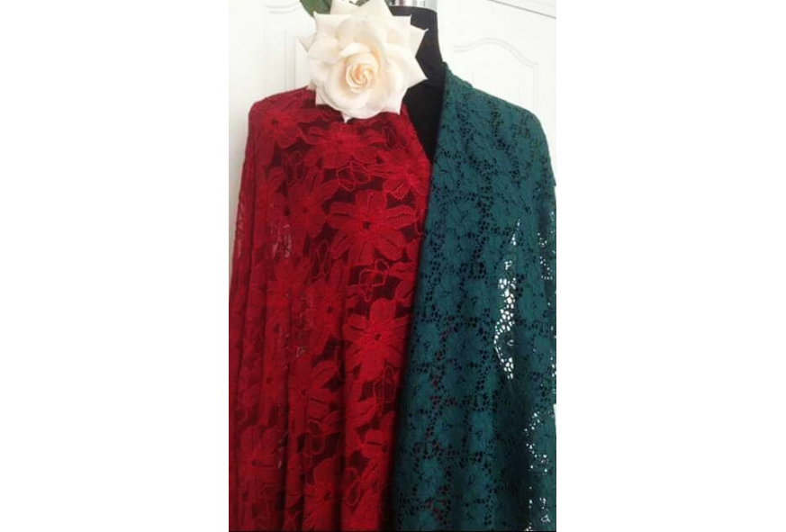 "Elige tus Castañuelas y Encaje Rojo o Verde"