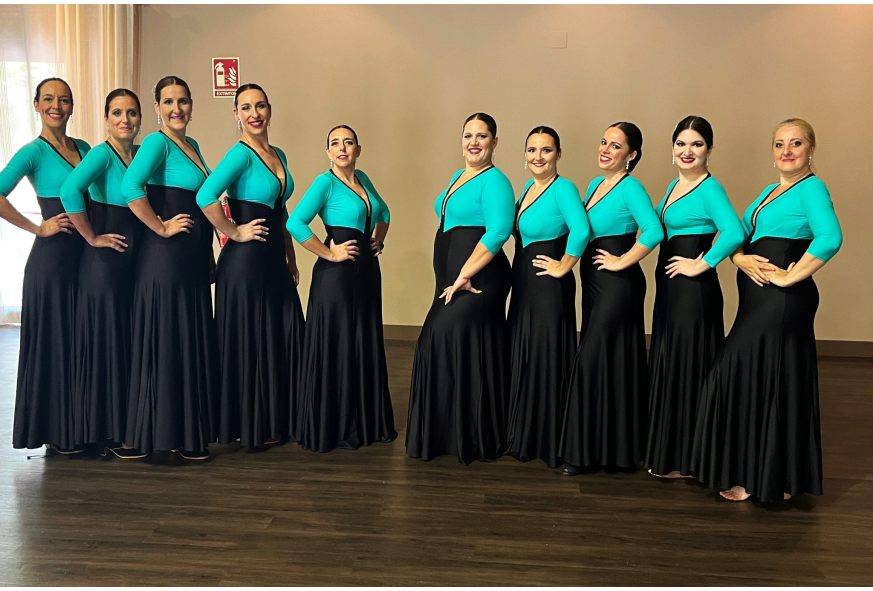 "Moda Flamenca de Sevilla al Mundo"