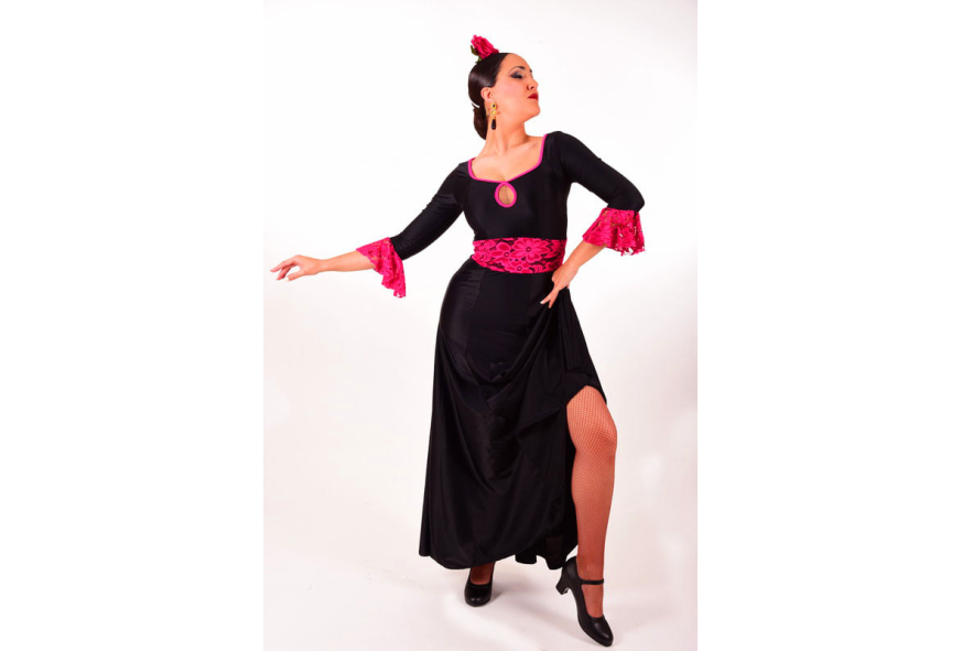 "Vestido Flamenco y Mantoncillo para tu Danza"